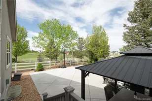 1510 S De Gaulle Cir, Aurora, CO 80018 - Photo 37