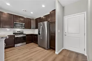 1804 S Buchanan Cir, Aurora, CO 80018 - Photo 9