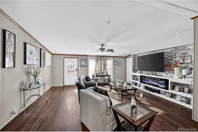 1735 Payne Way, Aurora, CO 80011 - Photo 3