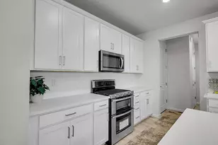 24831 E 33rd Dr, Aurora, CO 80019 - Photo 11