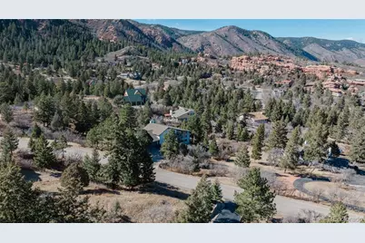 7116 Fox Circle, Larkspur, CO 80118 - Photo 5