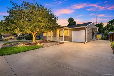 11609 E Walsh Place, Aurora, CO 80012 - Photo 3