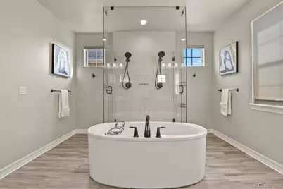 27500 E Lakeview Drive, Aurora, CO 80016 - Photo 29