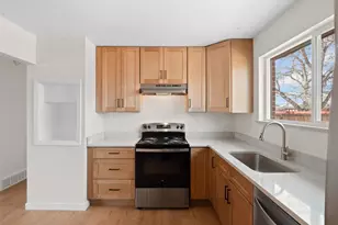 13061 Olmsted Pl, Denver, CO 80239 - Photo 5
