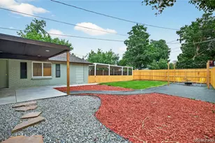 3070 Cherry St, Denver, CO 80207 - Photo 25