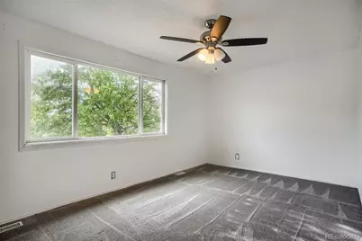 5542 Sable Street, Denver, CO 80239 - Photo 13