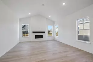 3801 Emerald Shore Cir, Loveland, CO 80538 - Photo 5