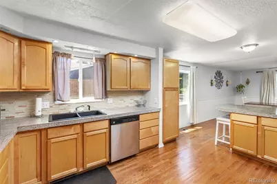 1584 S Fraser Way, Aurora, CO 80012 - Photo 13