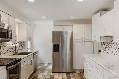 689 Jasper Street, Aurora, CO 80011 - Photo 3