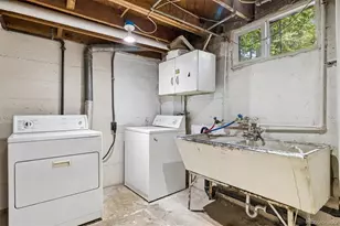 1064 Galena St, Aurora, CO 80010 - Photo 17