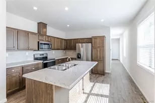 2382 N Emporia St, Aurora, CO 80010 - Photo 7