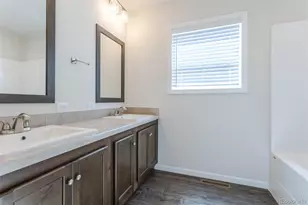 2382 N Emporia St, Aurora, CO 80010 - Photo 13