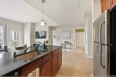 1975 N Grant Street #813, Denver, CO 80203 - Photo 11