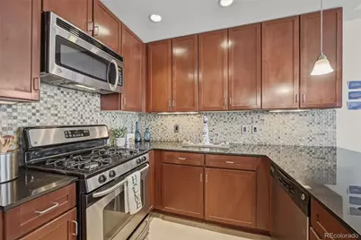 1975 N Grant Street #813, Denver, CO 80203 - Photo 15