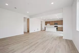 24785 E 41st Ave, Aurora, CO 80019 - Photo 11