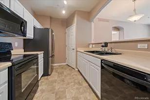 5255 Memphis Street, Denver, CO 80239 - Photo 9
