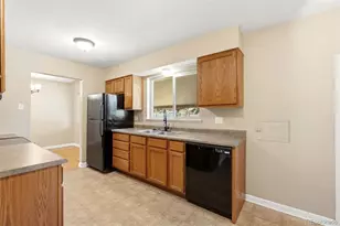 5603 S Huron St, Littleton, CO 80120 - Photo 11