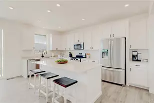 13045 E 102nd Pl, Commerce City, CO 80022 - Photo 9