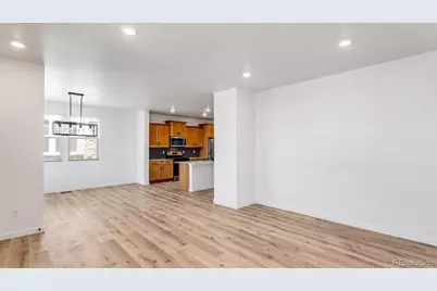 697 N Ukraine Street, Aurora, CO 80018 - Photo 7