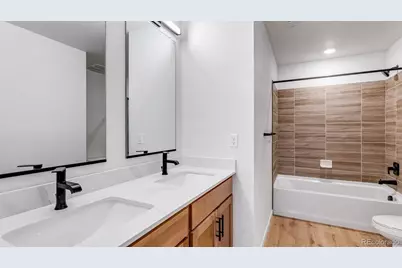 697 N Ukraine Street, Aurora, CO 80018 - Photo 31
