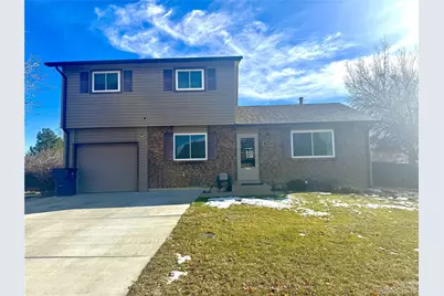 752 Lewiston Street, Aurora, CO 80011 - Photo 1