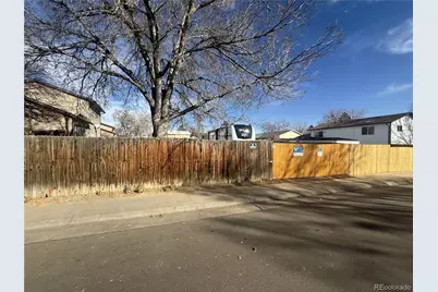 752 Lewiston Street, Aurora, CO 80011 - Photo 23