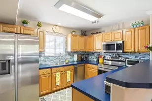 1362 S Cathay Ct, Aurora, CO 80017 - Photo 13