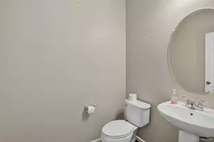 26881 E Roxbury Pl, Aurora, CO 80016 - Photo 17