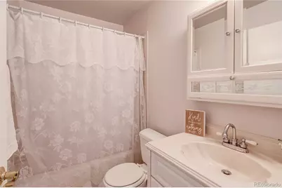 16754 E Kepner Place, Aurora, CO 80017 - Photo 33