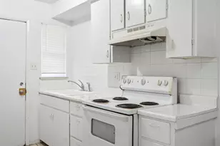 1735 Chester St, Aurora, CO 80010 - Photo 11