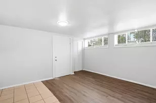 1735 Chester St, Aurora, CO 80010 - Photo 33
