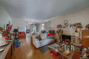 2678 Jasmine St, Denver, CO 80207 - Photo 9