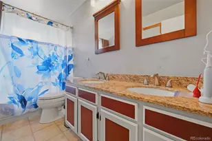5800 S Quatar Cir, Centennial, CO 80015 - Photo 13