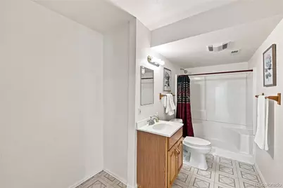 23410 E Moraine Place, Aurora, CO 80016 - Photo 21
