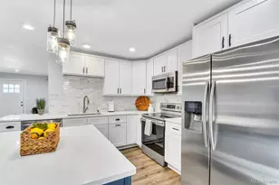 6660 S Dudley Ct, Littleton, CO 80123 - Photo 11