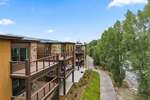 1044 Blue River Pkwy, Silverthorne, CO 80498 - Photo 35