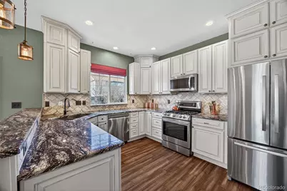 10559 Vaughn Way, Commerce City, CO 80022 - Photo 15