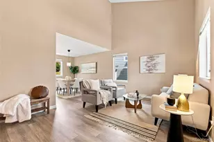 10046 Strathfield Ln, Littleton, CO 80126 - Photo 3