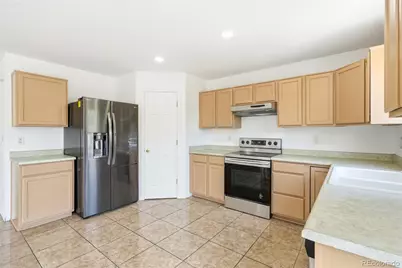 12630 Jersey Circle, Brighton, CO 80602 - Photo 3