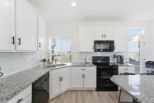 13509 E 102nd Pl, Commerce City, CO 80022 - Photo 11