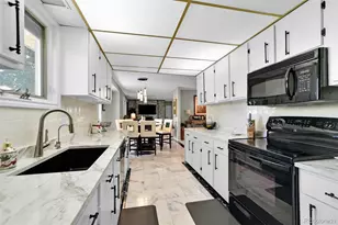 8122 Ammons Way, Arvada, CO 80005 - Photo 13