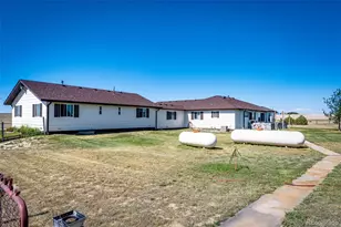 4820 Schumaker Rd, Bennett, CO 80102 - Photo 7