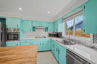 520 Iola Street, Aurora, CO 80010 - Photo 13