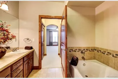 9079 E Panorama Circle #204, Englewood, CO 80112 - Photo 15