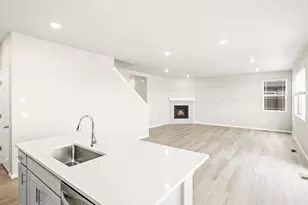 8919 Sedalia St, Commerce City, CO 80022 - Photo 9