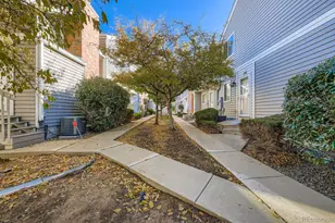 128 S Moline St, Aurora, CO 80012 - Photo 19