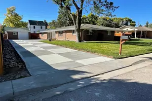 1887 Independence St, Lakewood, CO 80215 - Photo 27
