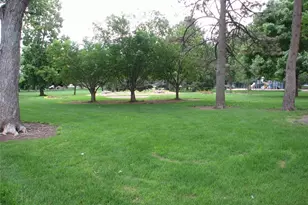 1887 Independence St, Lakewood, CO 80215 - Photo 29