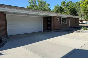 1887 Independence St, Lakewood, CO 80215 - Photo 25