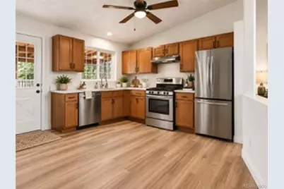 5104 Columbus Way, Denver, CO 80239 - Photo 3